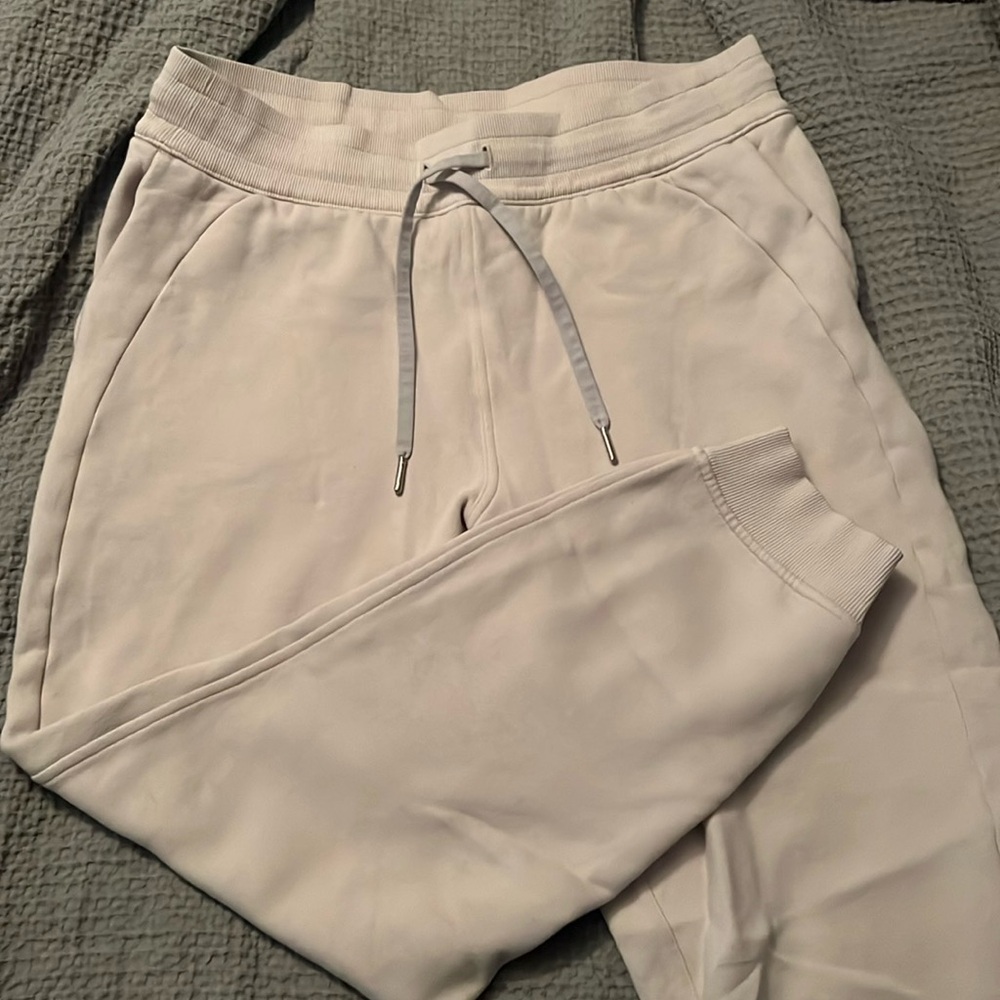 Lululemon joggers